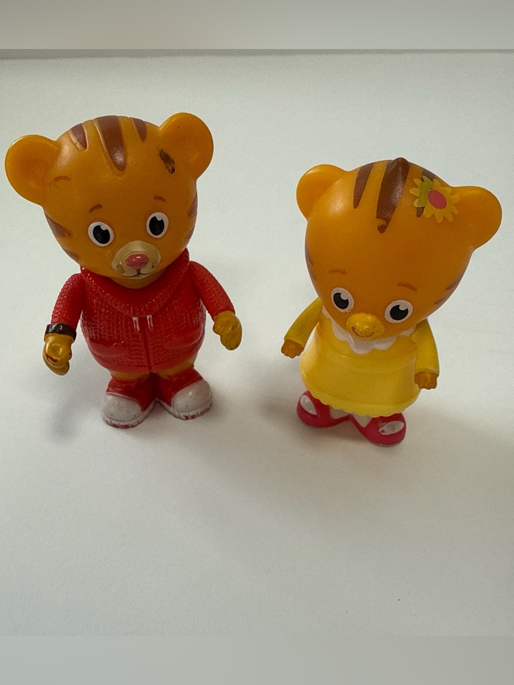Daniel Tiger and friend figures lot of 2 VTG